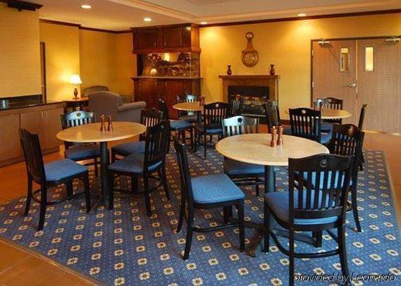 Holiday Inn Express & Suites Buford Ne - Lake Lanier By Ihg Restaurang bild