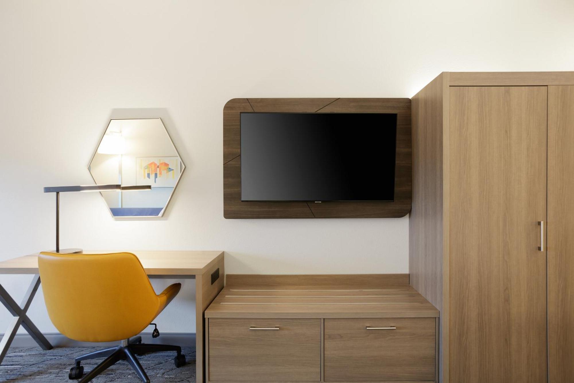 Holiday Inn Express & Suites Buford Ne - Lake Lanier By Ihg Exteriör bild